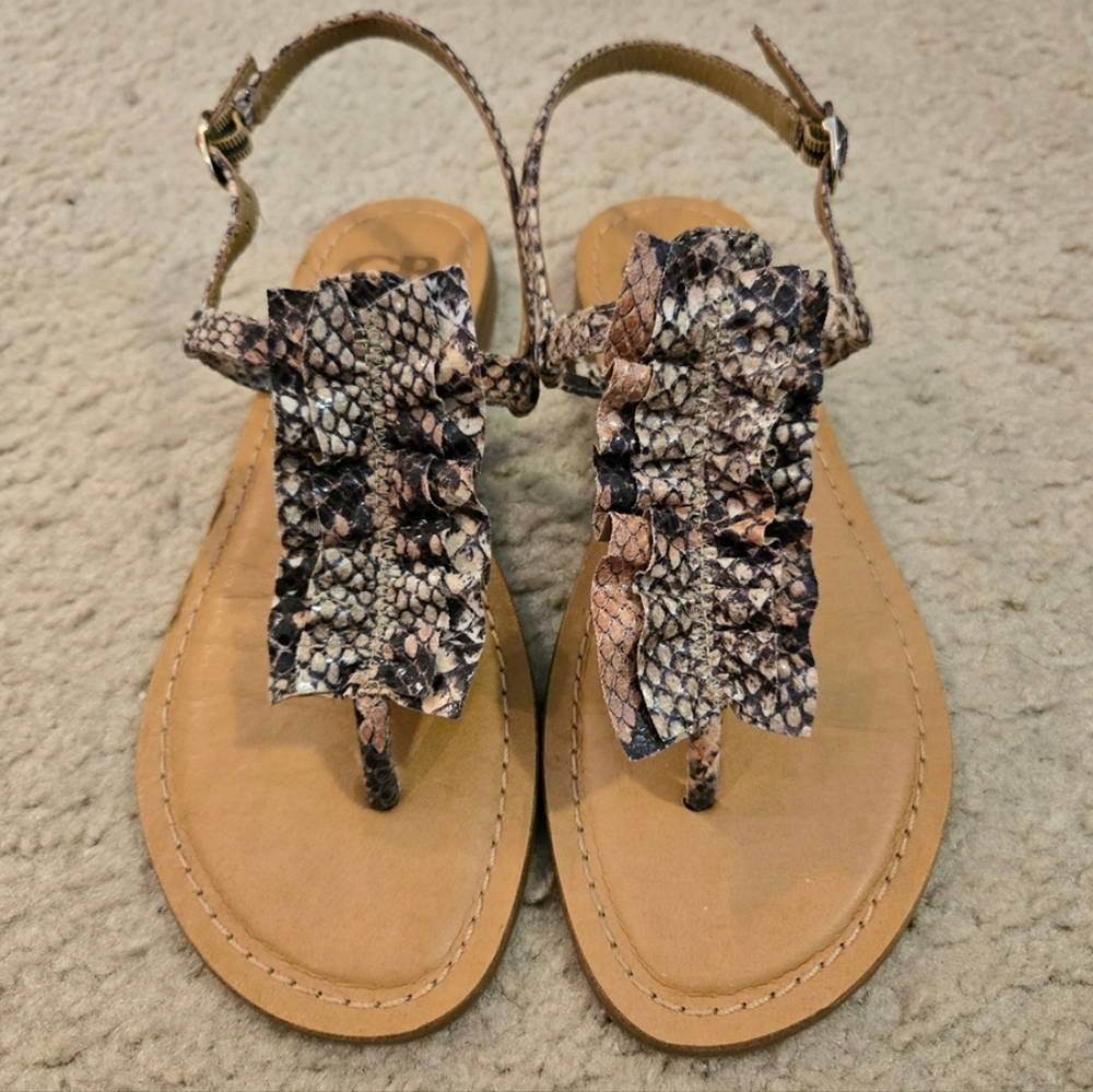 Gianni Bini Snake Thong Sandal Size 7